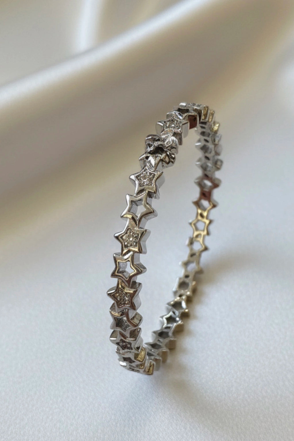 Star Pave Bangle