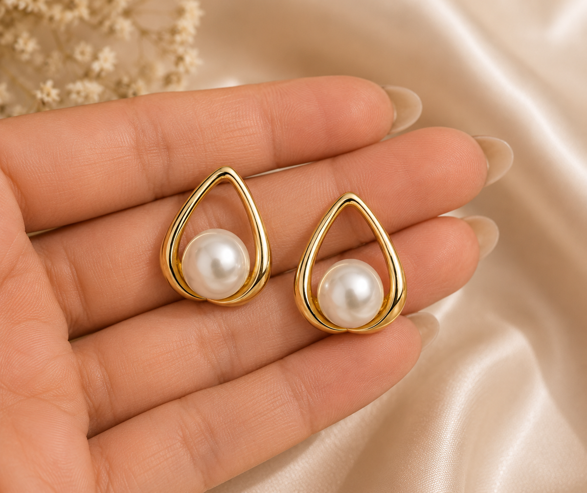 Pearl Triangle Studs