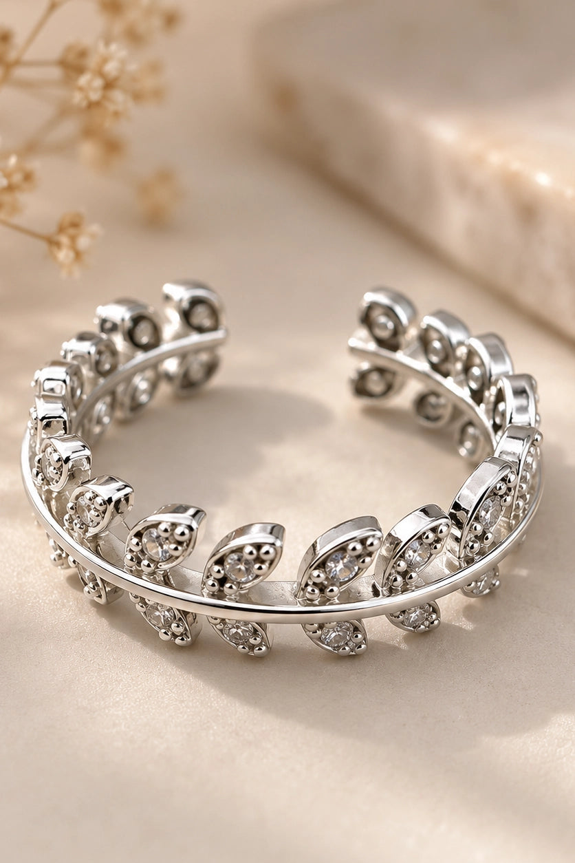 Laurel Leaf Ring