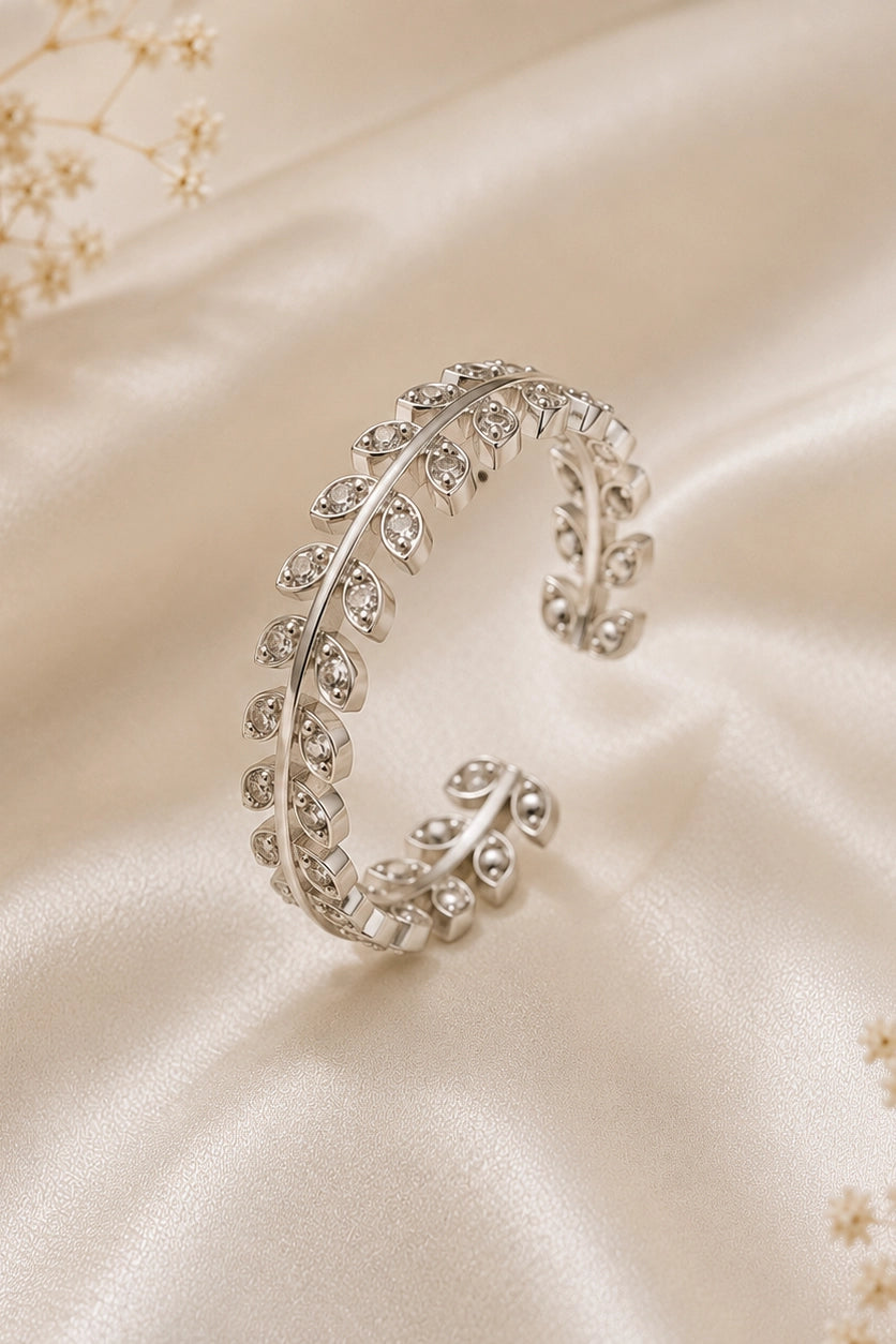 Laurel Leaf Ring