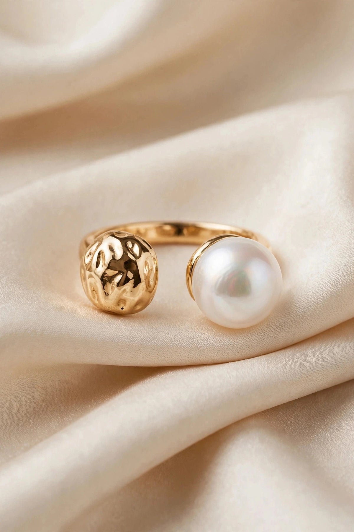 Pearl Orb Ring