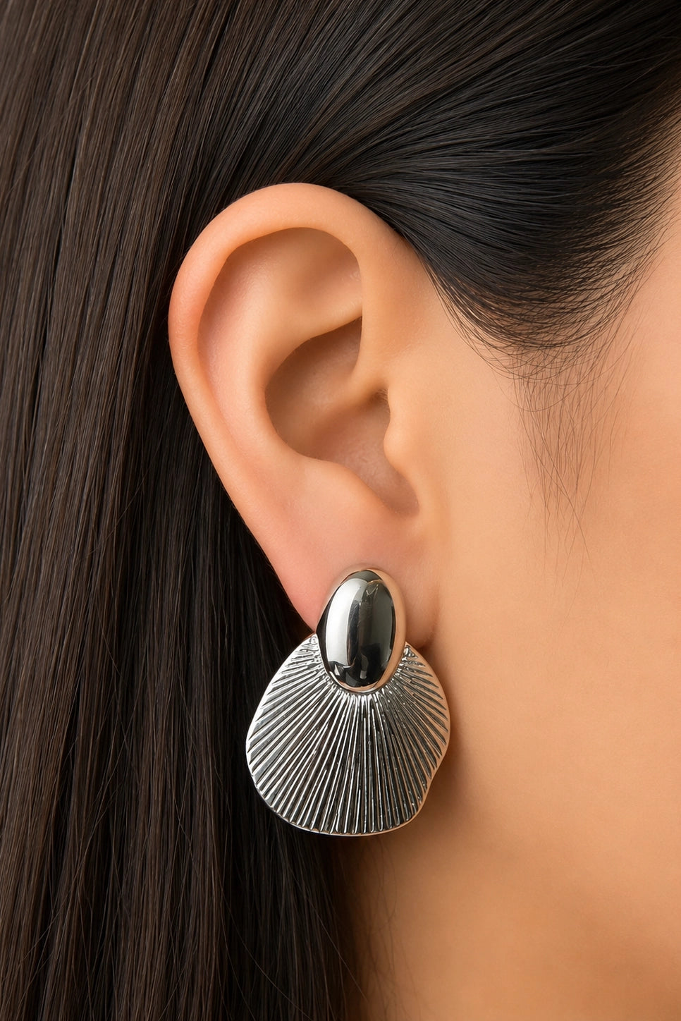 Silver Shell Fan Studs