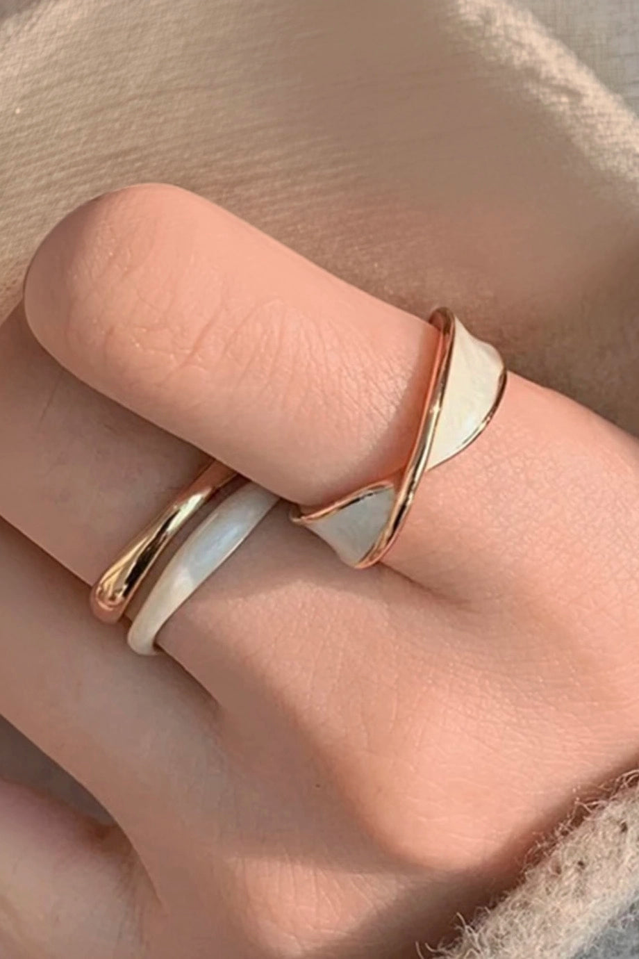 Gold Enamel Duo Set (2 pc)