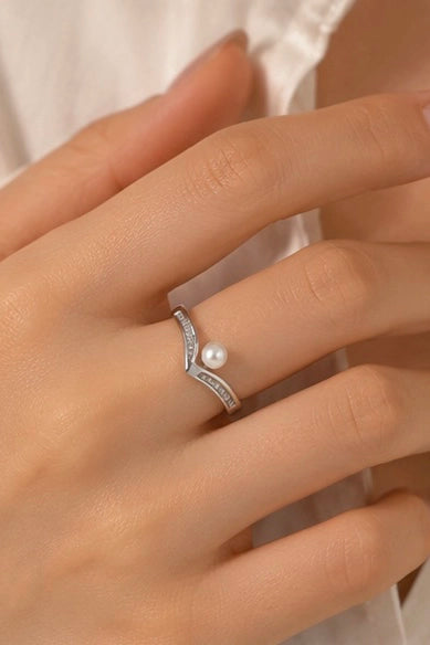Pearl Chevron Ring