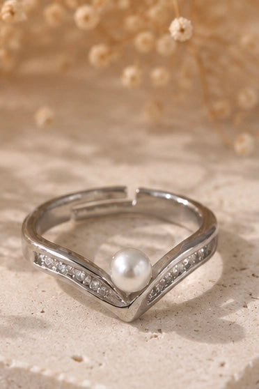Pearl Chevron Ring