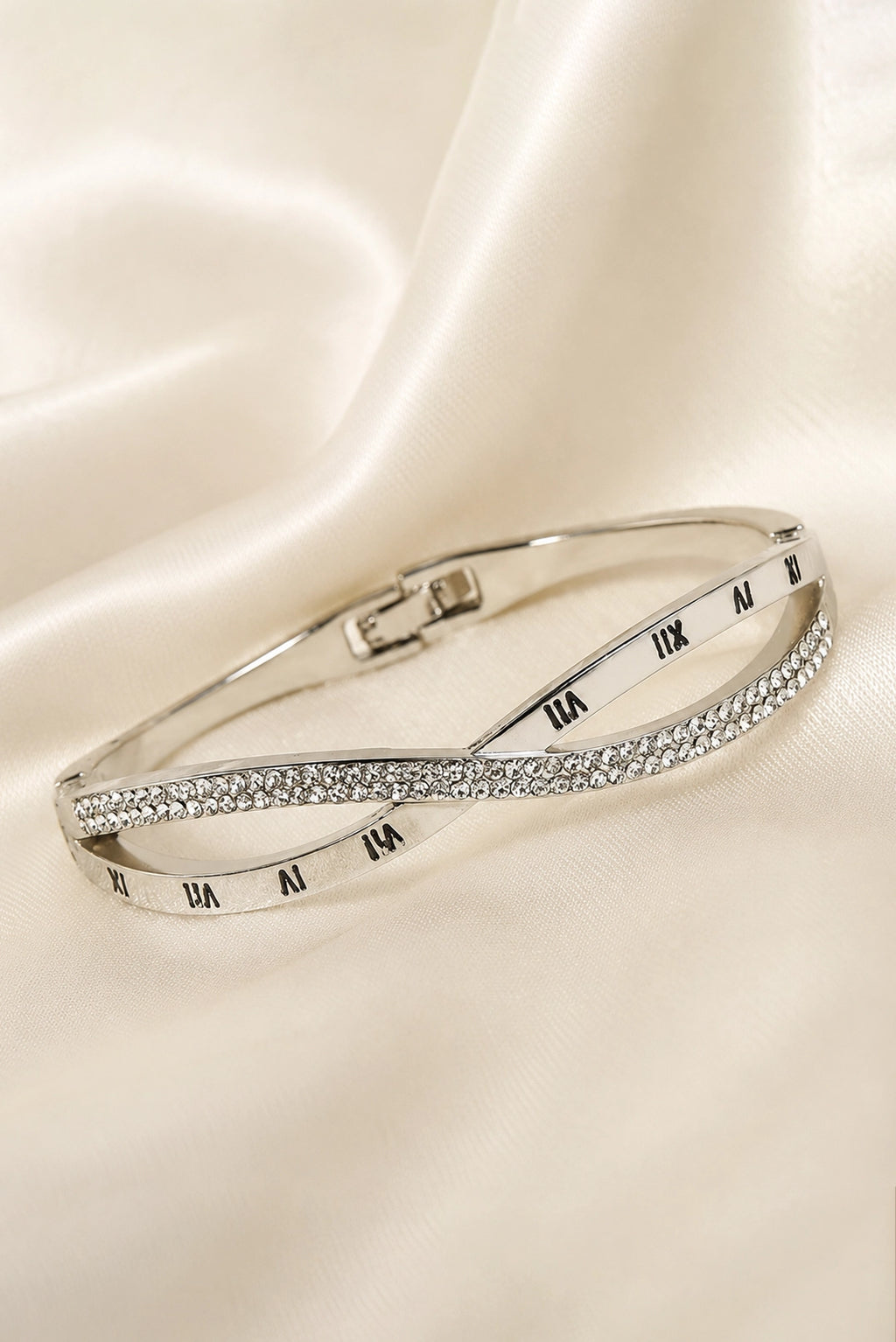 Roman Crossover Bangle