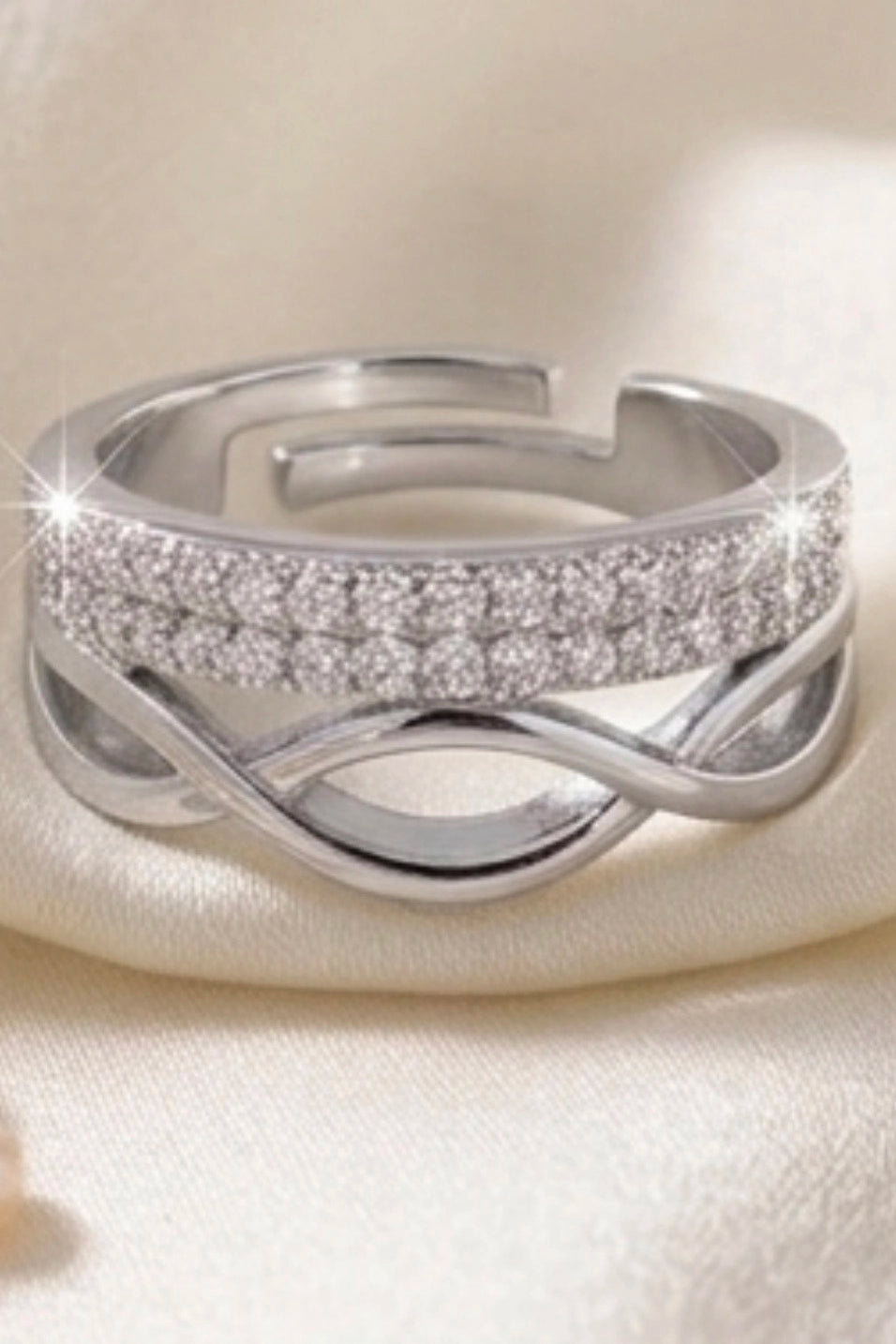 Wave Pavé Ring
