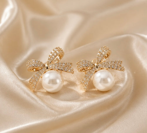 Bow Pearl Studs