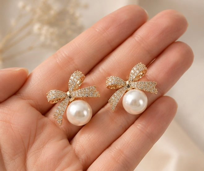 Bow Pearl Studs