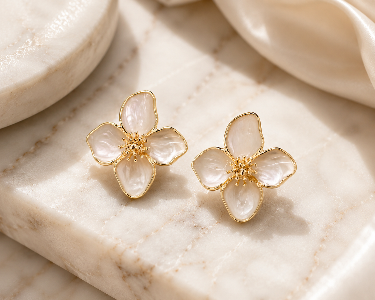 Gardenia ivory Petal Studs