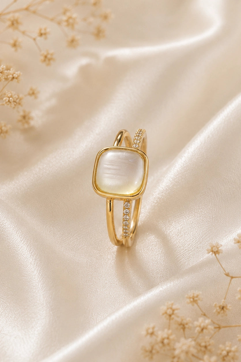 Pearl Square Split Ring