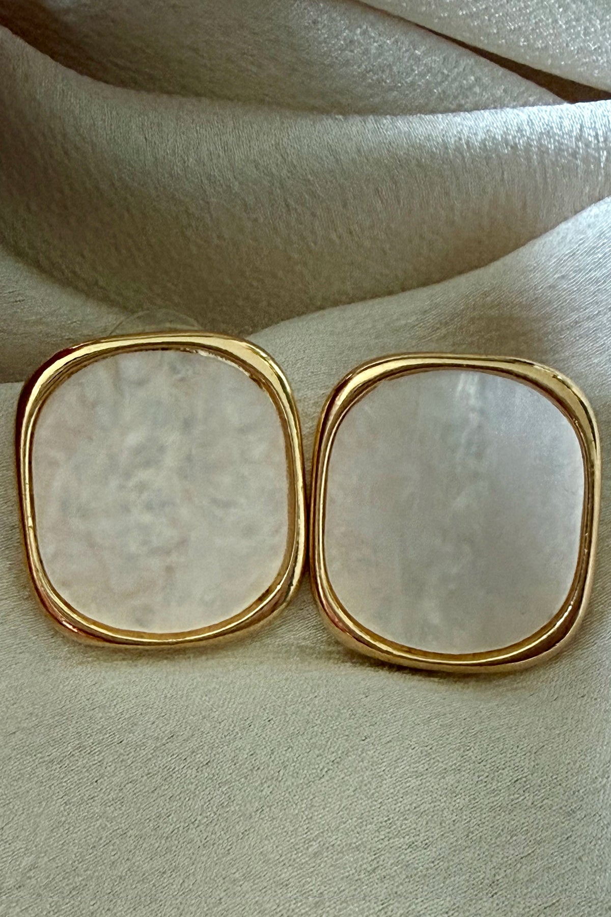 Ivory Shell Oval Studs
