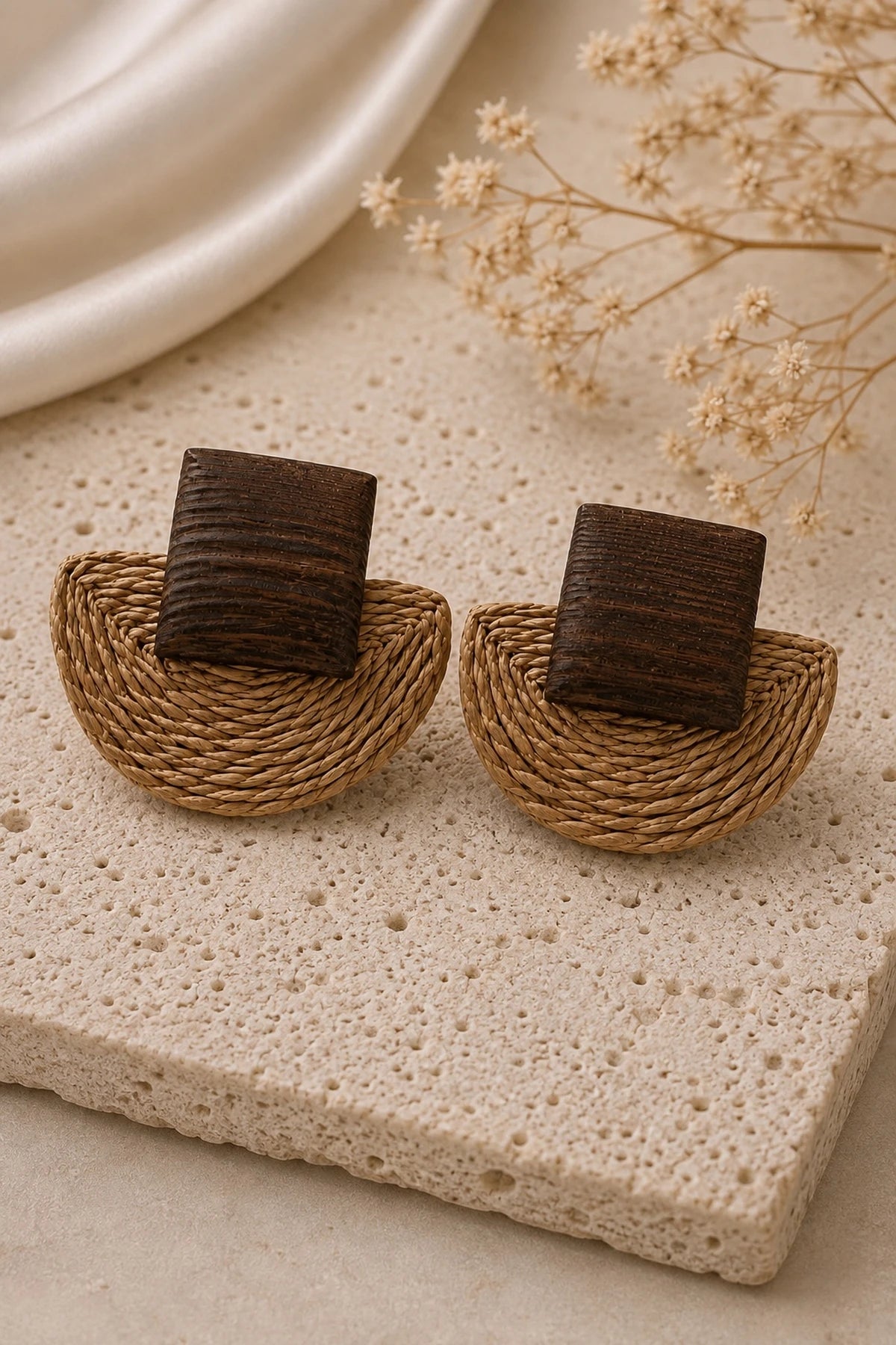 Raffia Fan Studs