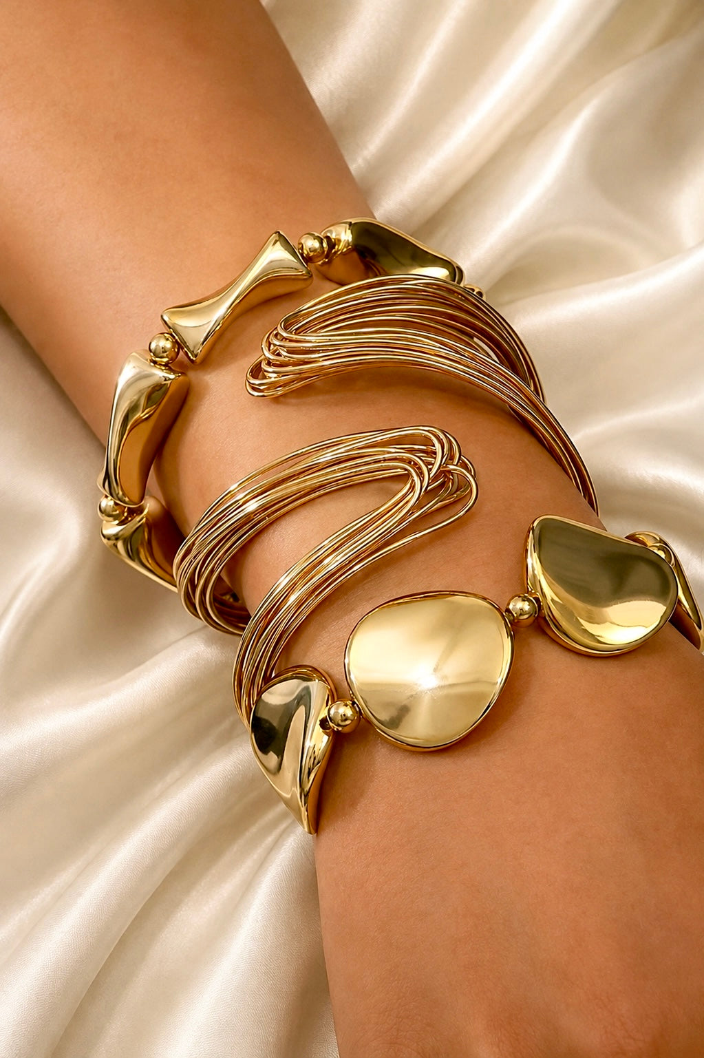Gold Statement Bangle Set (3-Piece)