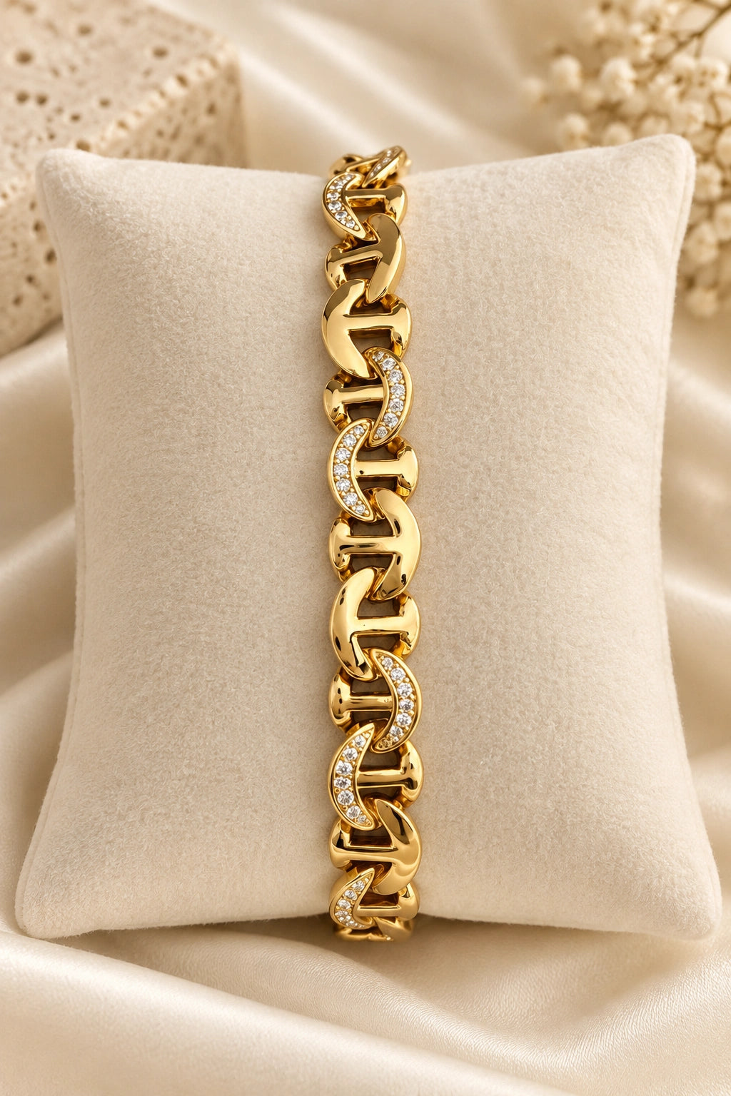Gold H style Link Bracelet