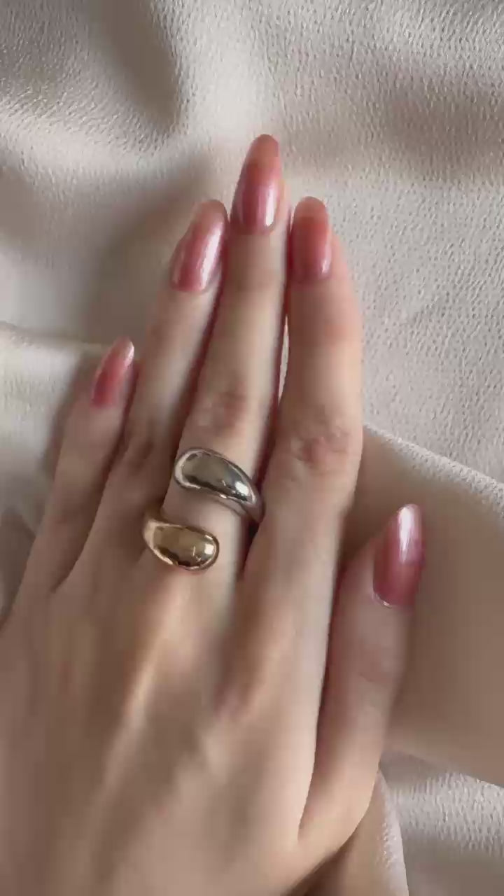Two-Tone Teardrop Bypass Ring