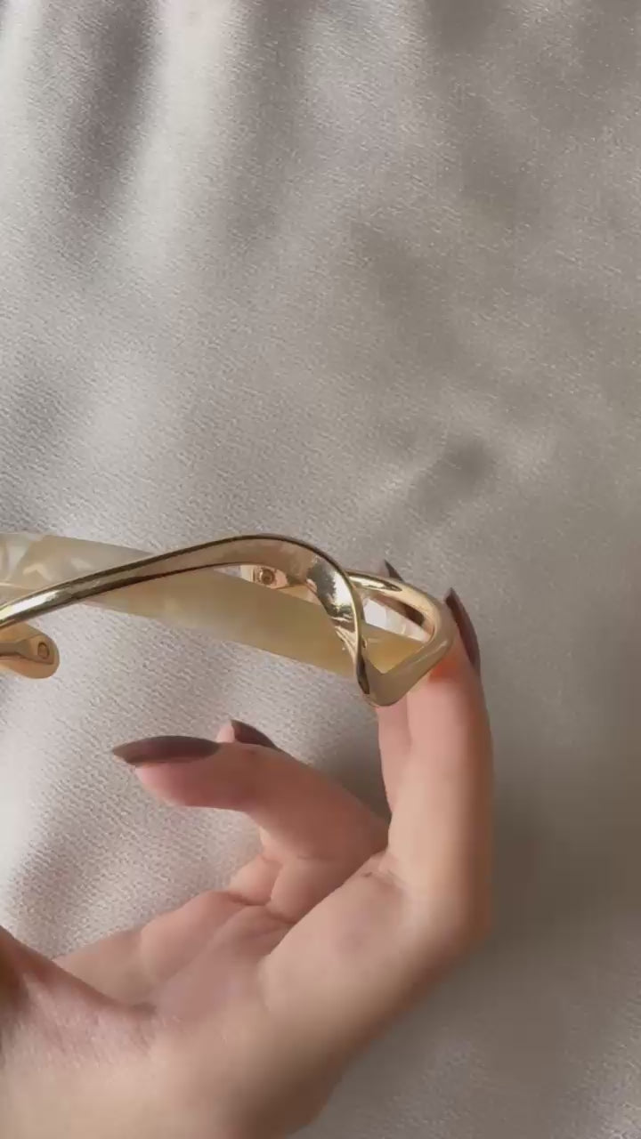 Ivory Wave Resin Cuff Bracelet