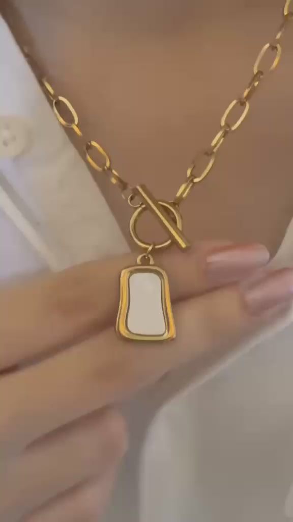 Gold Toggle Chain Mother-of-Pearl Necklace